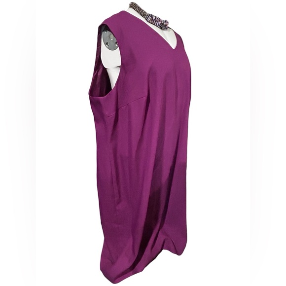 Vibrant Magenta Two-Piece Suit - Picture 6 of 9